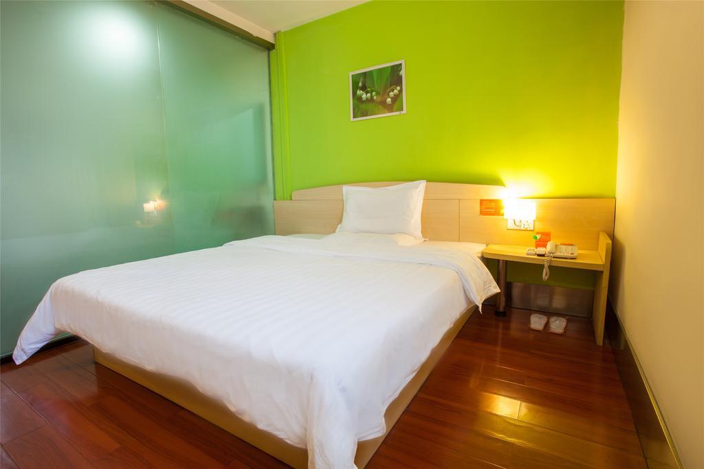 7Days Inn Guangzhou Nonglinxia Road Ouzhuang Subway Station Экстерьер фото