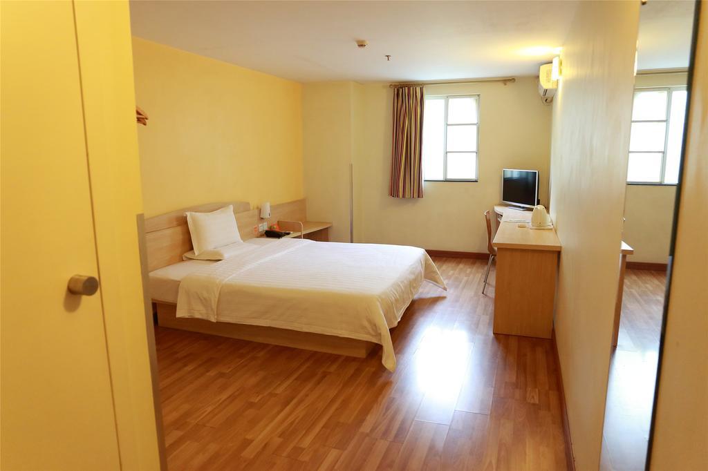 7Days Inn Guangzhou Nonglinxia Road Ouzhuang Subway Station Экстерьер фото